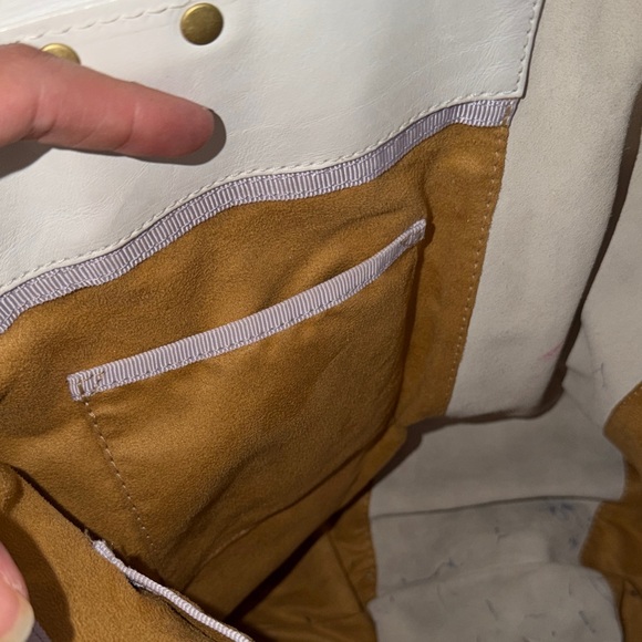 Jimmy Choo Elegant Cream and Beige Shoulder Bag - Picture 7 of 8